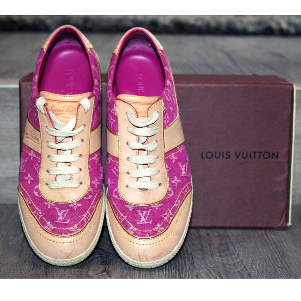 Shop Women's Designer Shoes, Boots, Sneakers